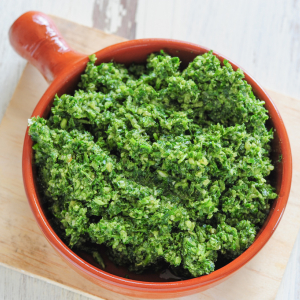 carrot top pesto
